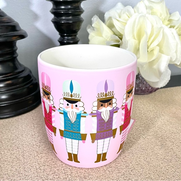 NWT Gold Foil Nutcracker Soft Touch Ceramic Mug - Picture 4 of 8